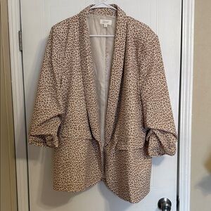 Cozy Beige Leopard Print Teddy Jacket